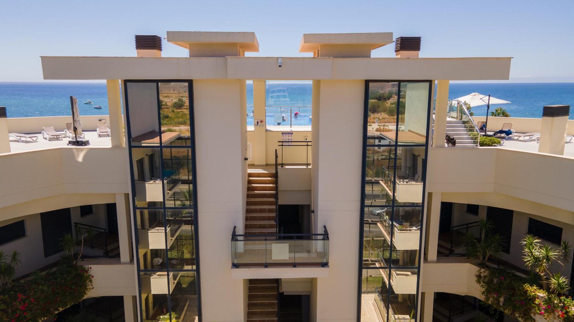 Apartamento Hello Cosmo Estepona Exterior foto