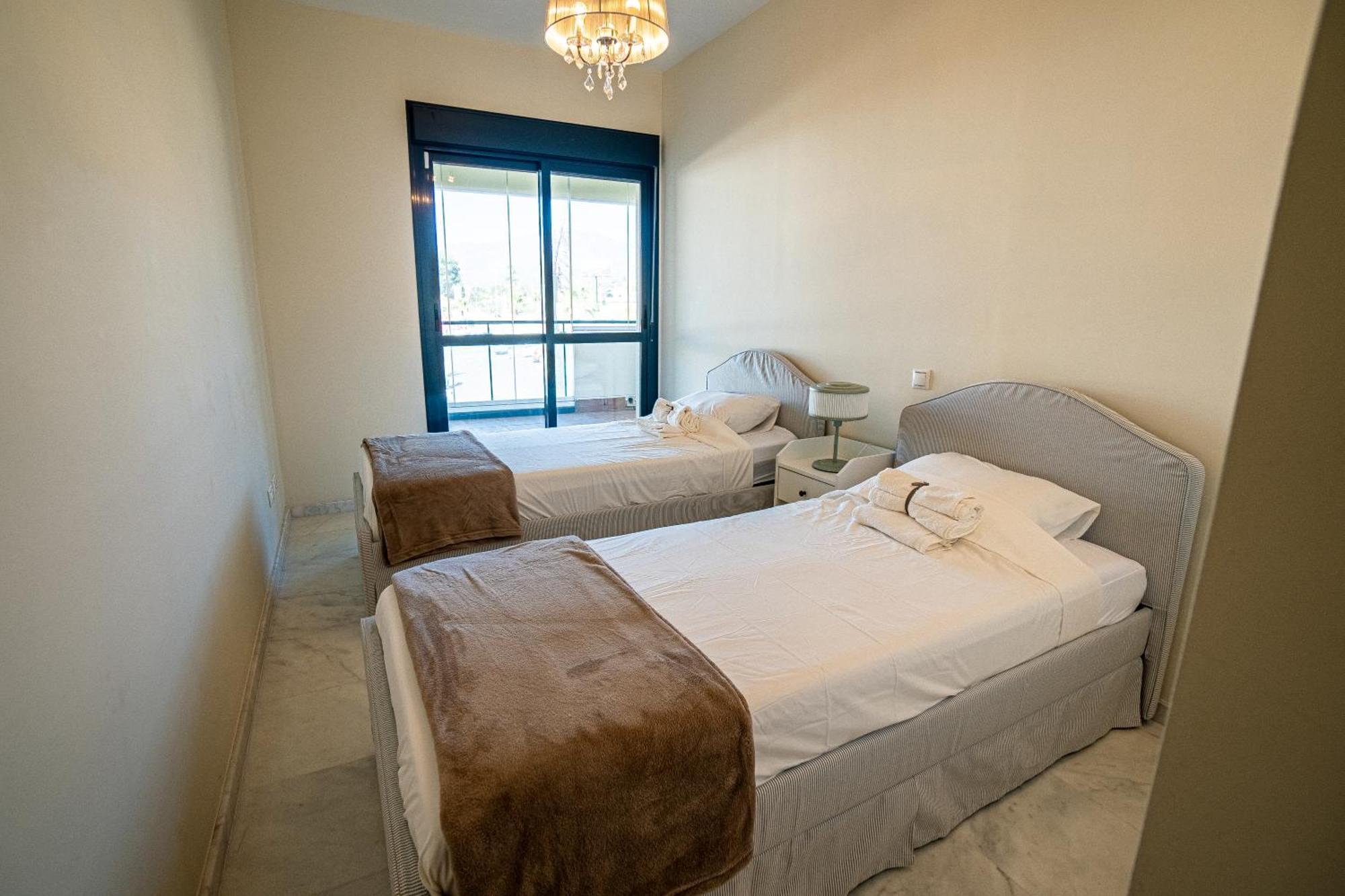 Apartamento Hello Cosmo Estepona Exterior foto
